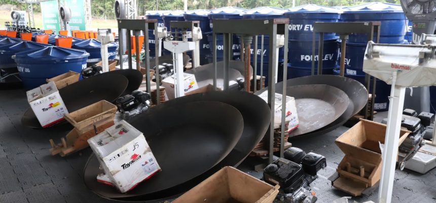 Governo do Amazonas, por meio da Secretaria de Estado de Produção Rural (Sepror), lançou o edital de chamamento público para doação de 60 kits de casas de farinha. As inscrições vão ocorrer entre os dias 10 de fevereiro até 10 de março, voltadas às Organizações da Sociedade Civil (OCSs) de agricultores tradicionais e indígenas.