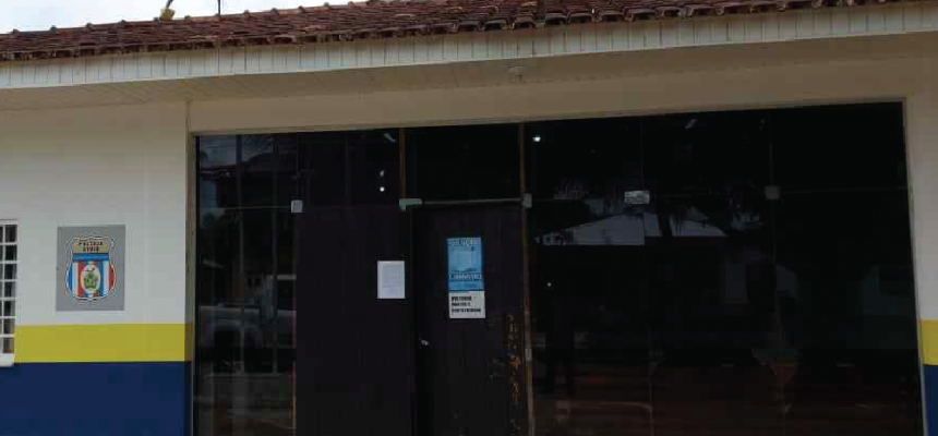 A Polícia Civil do Amazonas (PC-AM), por meio da 65ª Delegacia Interativa de Polícia (DIP) de Carauari (a 788 quilômetros de Manaus), em ação integrada com a Polícia Militar do Amazonas (PMAM), prendeu em flagrante, na sexta-feira (23/05), um homem, de 24 anos, por tentativa de estupro contra uma idosa de 72 anos, vizinha dele. 